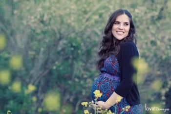 maternity portrait photographer